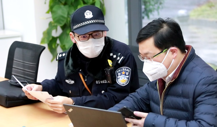 滬警方主動對接我司，保障誠格一次性防護服安全生產